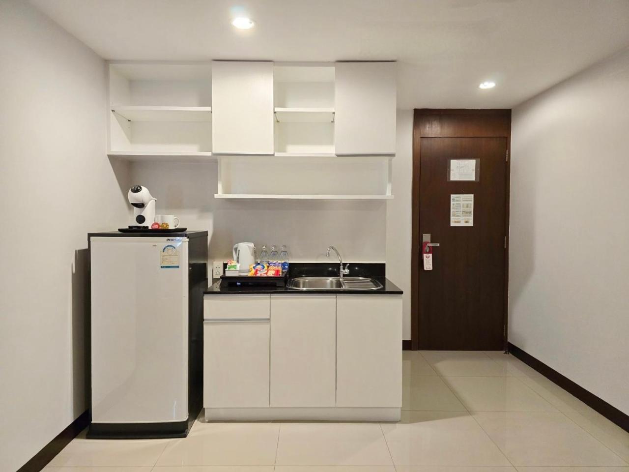 Avion Hotel Bangkok Bagian luar foto